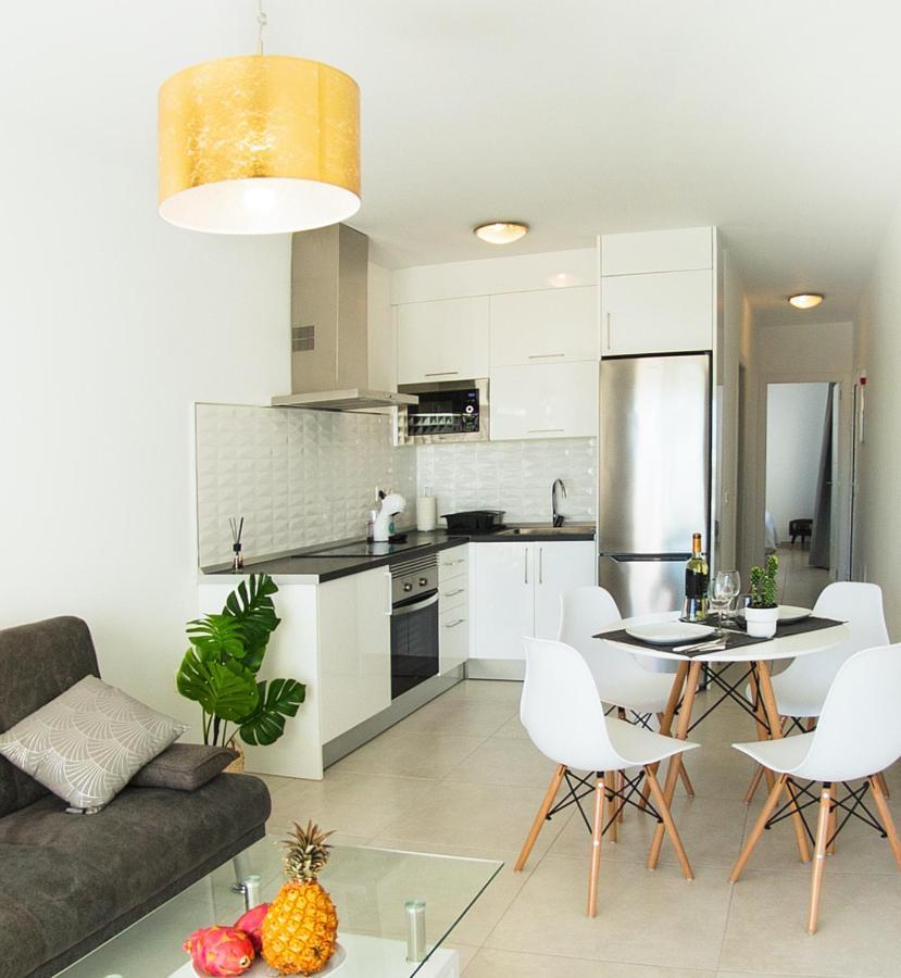 Luxury Senator Apartments Коста Тегисе Екстериор снимка